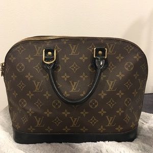 Authentic Louis Vuitton Alma PM
